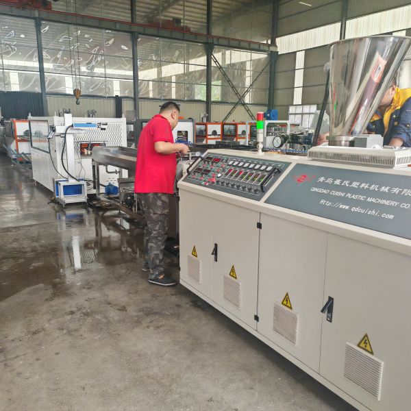 High Speed PVC/UPVC Water Supply and Sewage Pipe Extrusion Line PVC Pipe Making Machine