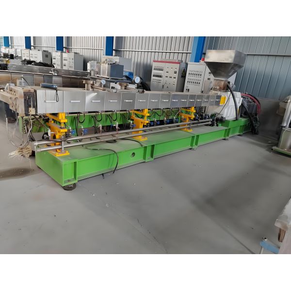 75mm Twin Screw Extruder for Desiccant Antibacterial Functional Masterbatch Pelletizing