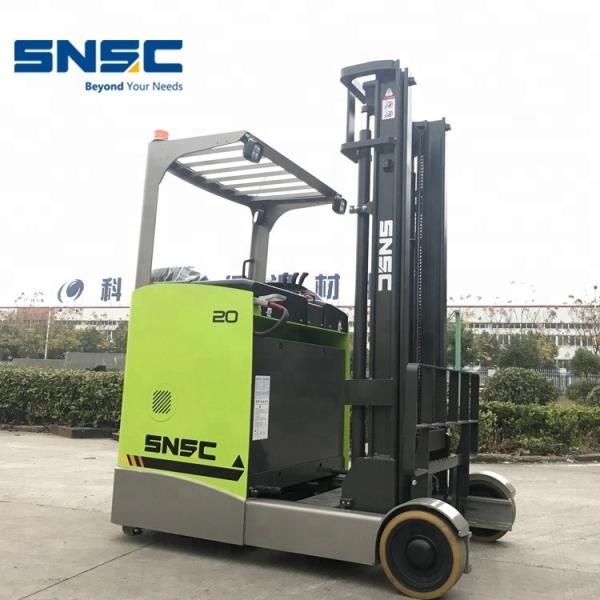 1.6 Ton 2 Ton Reach Truck Electric SNSC Forklift With Pneumatic Standard Tire