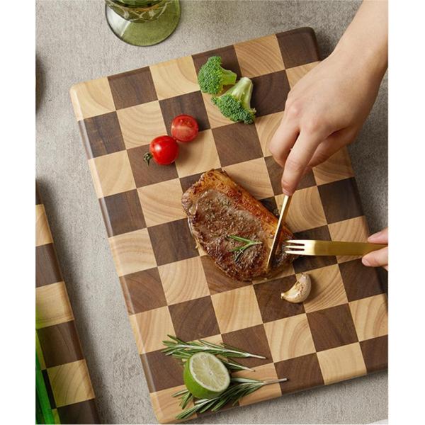 Квадраты сгустили домочадец разделочной доски 4cm твердый деревянный
