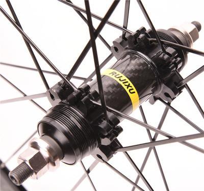 Straight Pull Hub 700c Single Speed Wheelset With Clincher Rim And Black Finishing