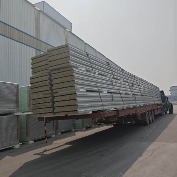 Rockwool Roof Sandwich Panel with SDP Coating, 12 Meters Length, and Solar Compatibility for Superior Performance