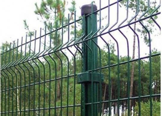 Triângulo holandês do cargo que dobra o fio soldado Mesh Fence