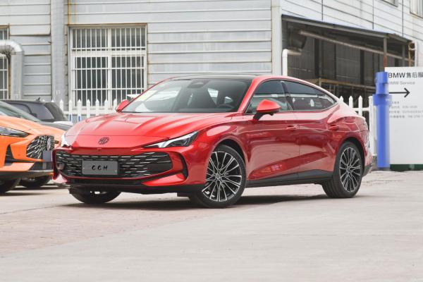 2023 MG 7 Auto 2.0T Beauty Edition Limousine de gasolina com ABS e teto solar panorâmico