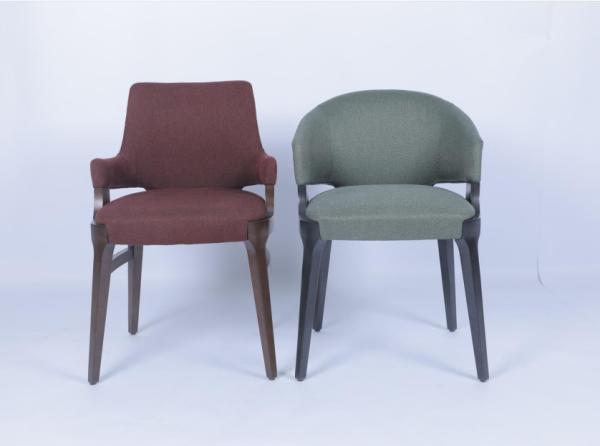 Velvet Wood Modern Dining Arm Chairs Customized Fabric Wood Frame