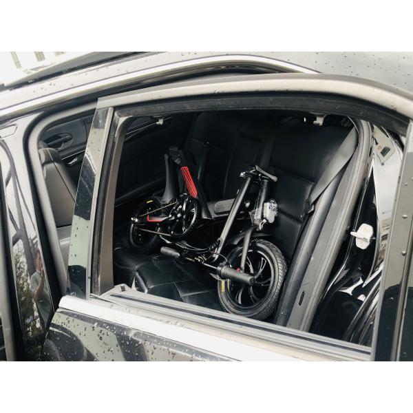 Intelligent City Portable Folding Electric Bike 12 Inch With High Carbon Steel