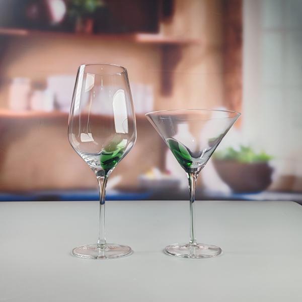530ml Volume Customized Handblow Clear Red Wine Glass Martini Glass Suitable for Party Durable Stylish Sample Within 7 Days