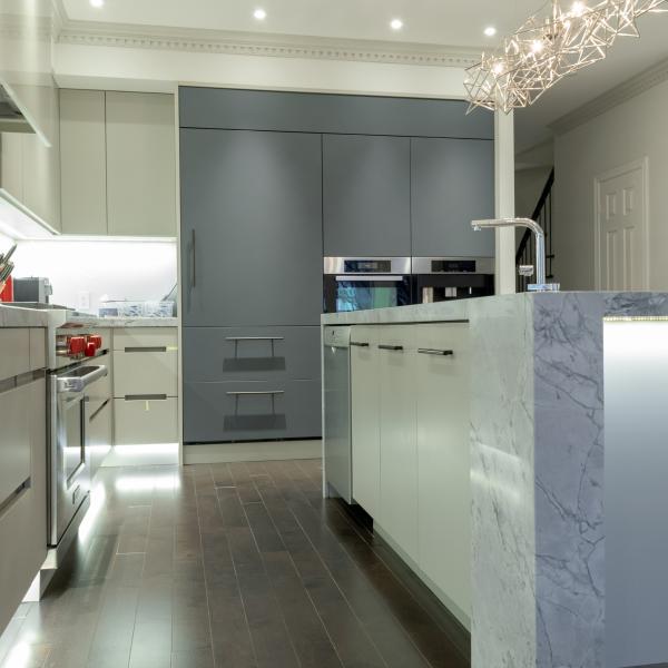 Modern Modular Kitchen Cabinets Ivory White And Light Gray Flat-panel Lacquer Kitchen Designs Made In China