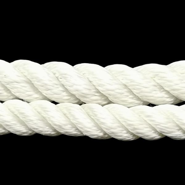 3 Strand Nylon Polyester PP Multifilament Marine Rope For Mooring Customizable Length