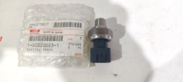 Excavator Construction Machinery Engine Parts FVZ 1-80220023-0 Engine Pressure Sensor