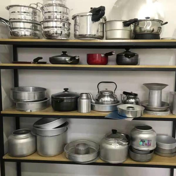 Deep Drawing Aluminum Circle Plate Custom Diameter High Flatness Burr Free Edge Food Grade Cookware