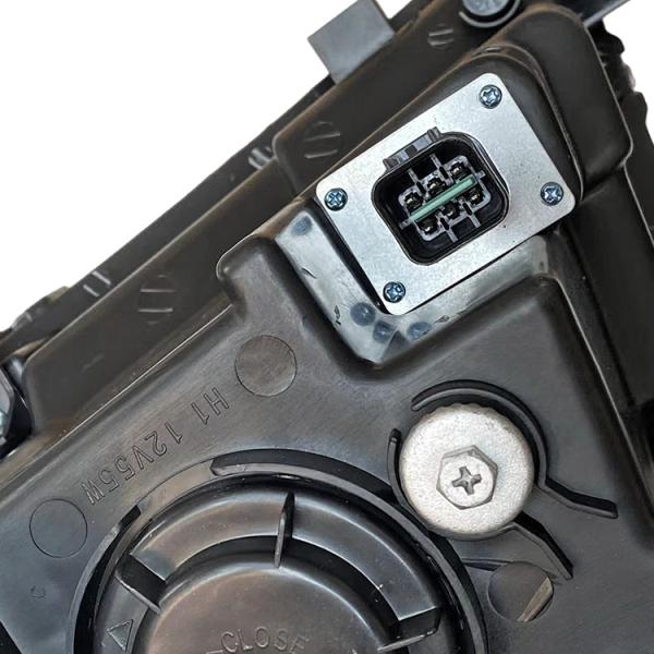 Voltage 12V Foton Tuolu E3 E5 Headlight Assembly P1371010001A0 Front Combination Lights