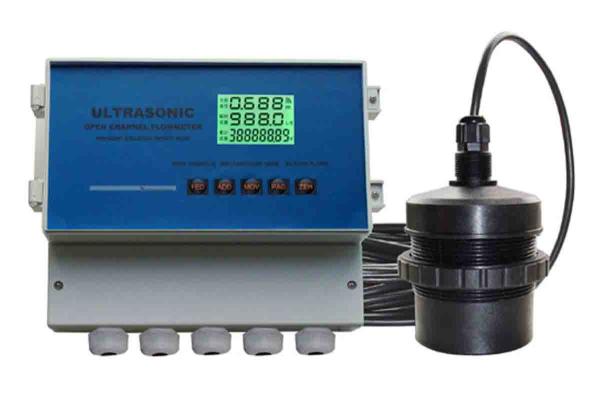 Ultrasonic Wall Mount IP66 Municipal Water Meters Open Channel ISO9001 AC 220V