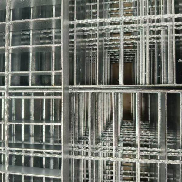 High-Visibility Coating Steel Gratings: Enhance Safety in Low-Light Conditions