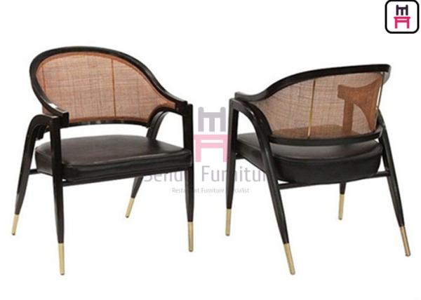 Ash Wood Frame Rattan Dining preto preside o braço de couro do coxim que janta a cadeira