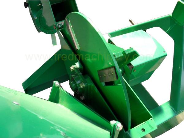 4'' Chipping Capacity Pto Chipper Shredder Direct Drive 5 - 6cbm / H Working Efficiency