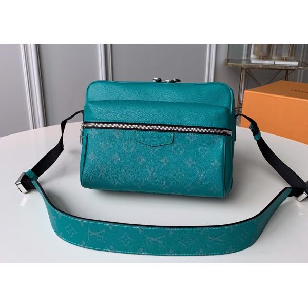 Black Square Taiga Leather Message Luxury Cross Body Bag Single Shoulder