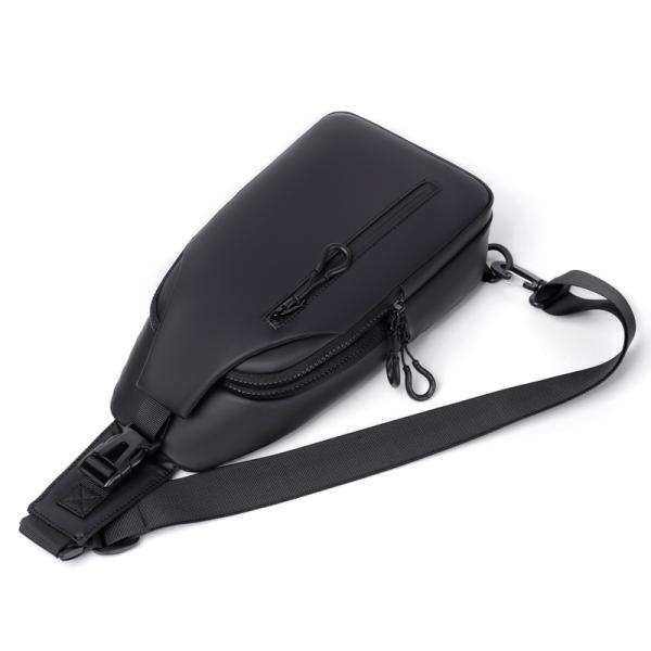 Waterproof Custom Waist Pouch Crossbody Bag for Fashionable Men and Women