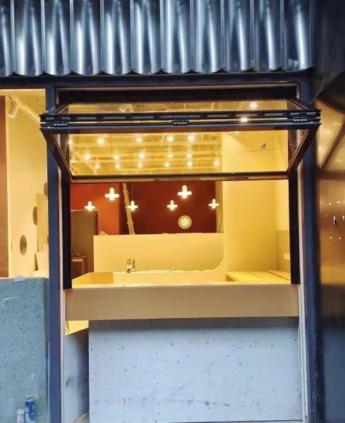 Aquarium Structural Acrylic Folding Windows - 200mm Thick Panels