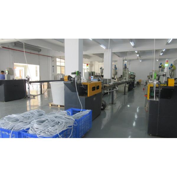 Wireless LED Strip Light IP65 Waterproof Flexible No Wire LED Strip High Brightness SMD2835 LED Strips Without Wire