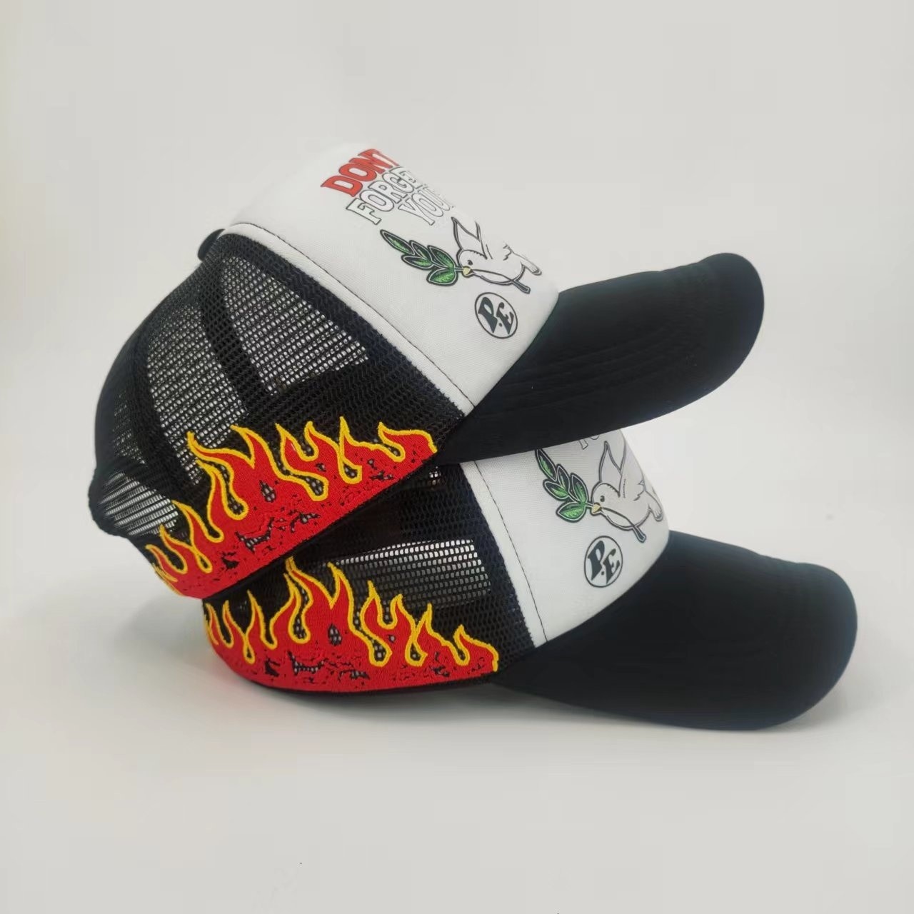 Patch Fire Flame Custom Embroidery Trucker Hats Pattern Mesh Foam Snapback Gorras With Flame Print Cute 5 panel
