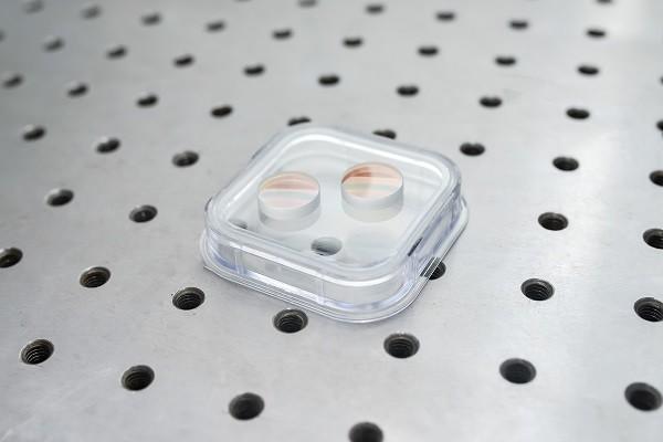 Wide Light Transmission Magnesium Fluoride Glass , Cylindrical Lenses Optical Flat Glass 