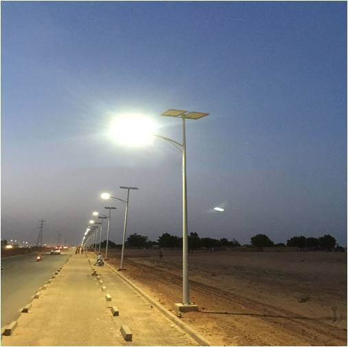 CE Approved Ip65 Led Street Light With Solar Panel