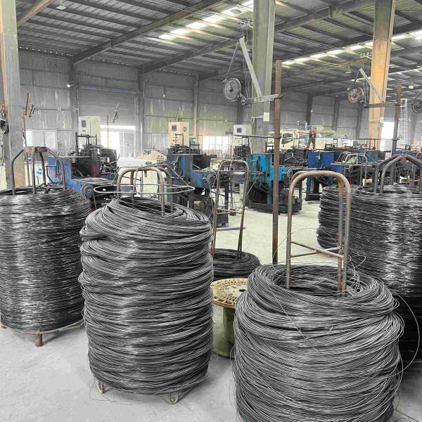 Sturdy Galvanized Iron Wire Hangers In 16 Inch Pack Of 500