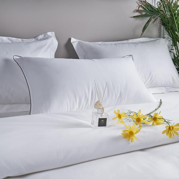 Polyester Microfiber Filling Hotel Quality Pillows , Hotel Luxury Collection Pillows White