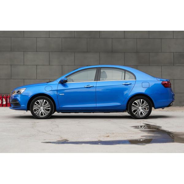 130km/h Max Speed 2023 Emgrand Geely EV Pro 4 Seats Electric Car with 430KM Long Range