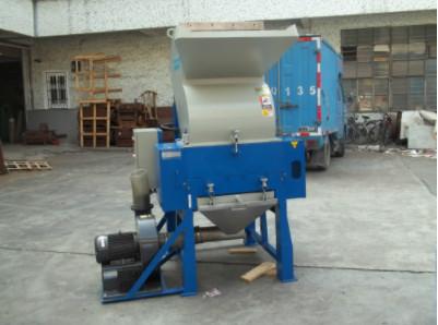 Crusher factory customizable industrial electric crusher plastic pet bottle shredder