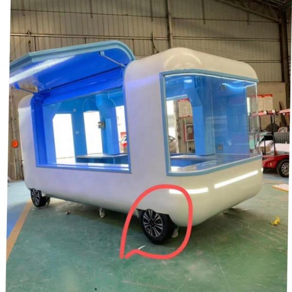 Mobile Food Truck with Thermal Insulation and Customised Electric Four-Wheel Design