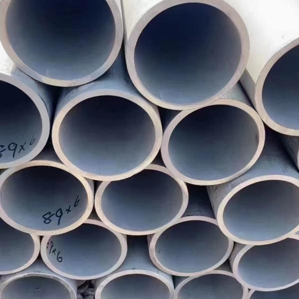 Tubo de acero inoxidable personalizado con borde abovedado de resistencia y durabilidad óptimas