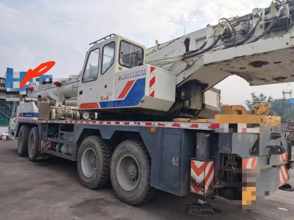 35T Terrian Mobile Crane Téléscopique monté sur camion pour entreprise de construction