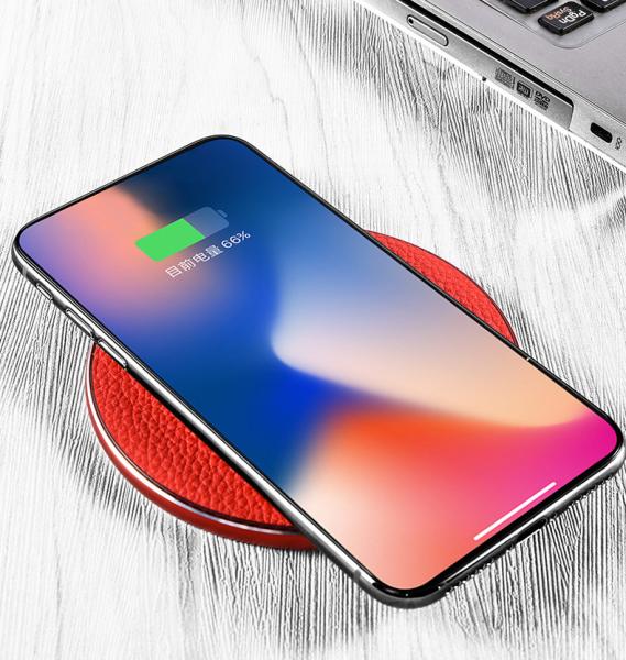 Slim Body Wireless Phone Charging Pad 7.5/10 W Fashion Innovative Design