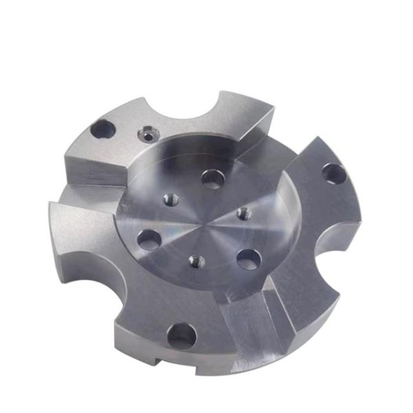 Алюминиевые CNC-обращенные детали CNC-прецизионное обращение с процессом дебурринга