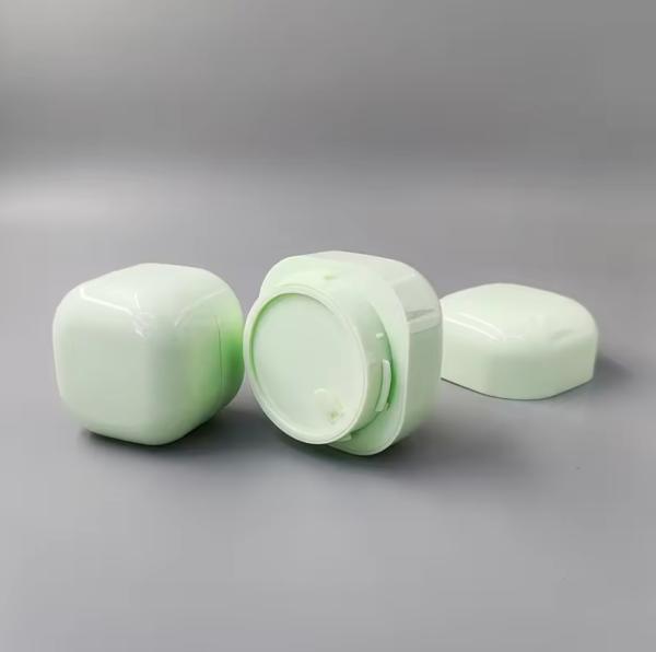 2024 Venda Quente 4 oz 50g Cosmético Cuidados da Pele Bomba Loção Creme Jar