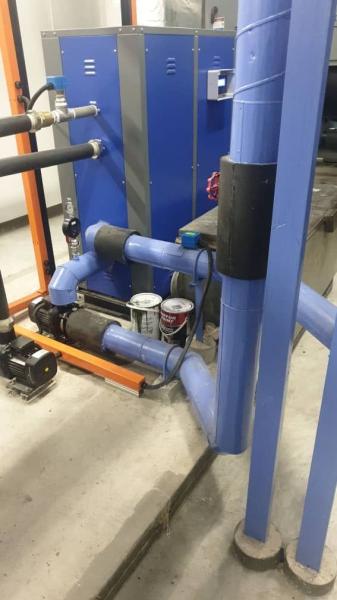 3 units  45 kW water to water heat pumps