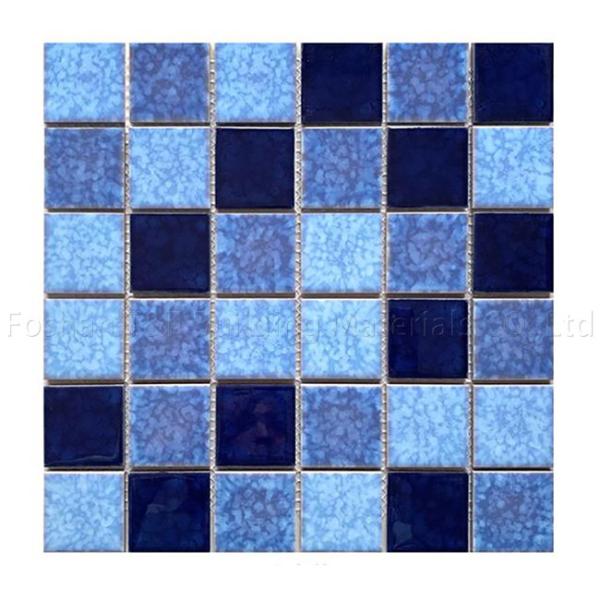 Бассейна рыб плитки мозаики бассейна квадрата синь земли стены ландшафта крытого керамическая на открытом воздухе