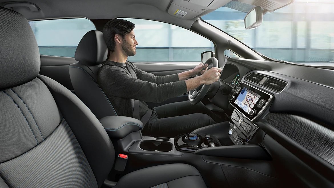 Без бензина с дальностью 180 миль для местных поездок на 2024 Nissan Leaf S хэтчбек новые энергетические автомобили