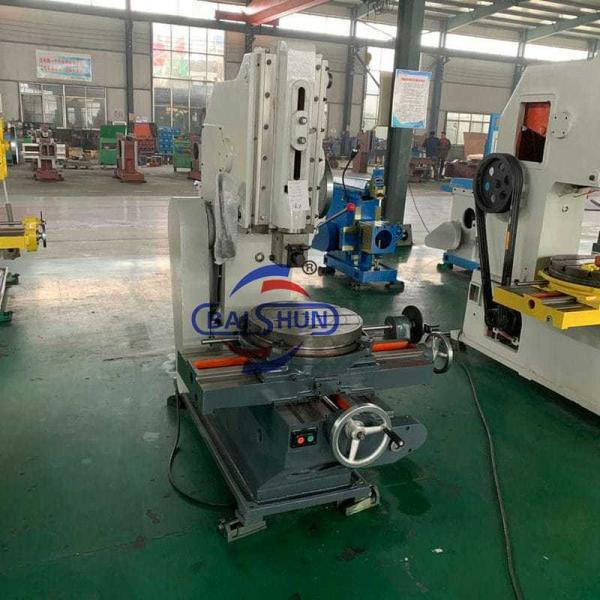 B5020 Keyway Slotting Machine 200mm Max Length PLC Control
