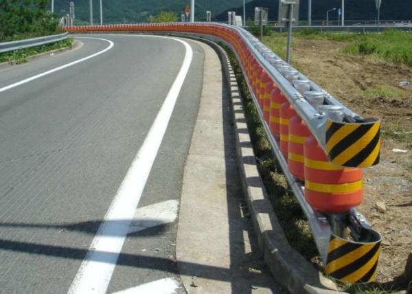 Yellow Red Color Traffic Safety Roller Barrier Road Spinning Barrel D350XL500mm