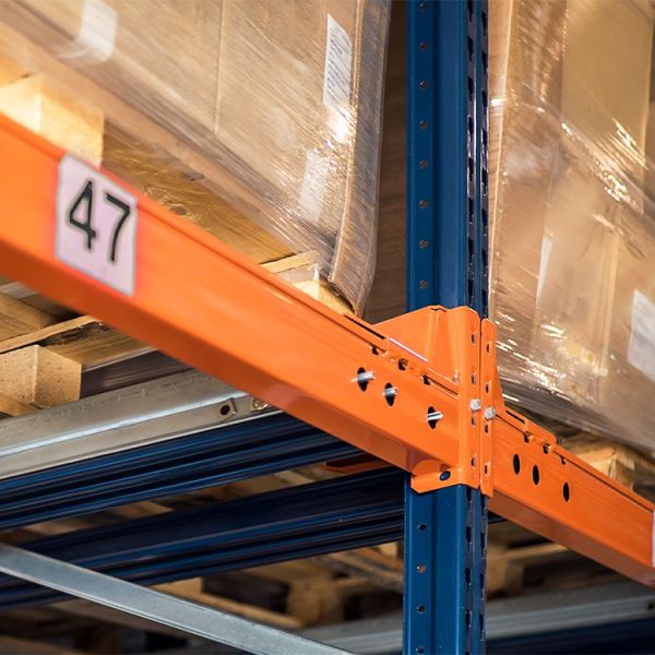 Heavy Duty Q355B Push Back Pallet Racking System for Warehouse Storage High Capacity