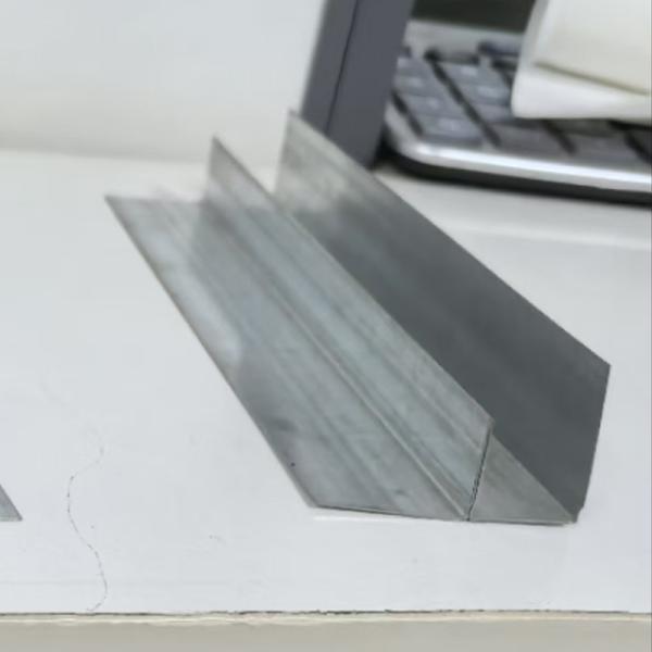Easy Installation Heteromorphic Steel Stud Track Keel For Metal Building Materials
