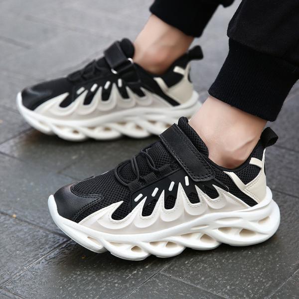 Architectural Shape OEM Children'S Sport Shoes Simulation Butterfly Wings 3D Lines