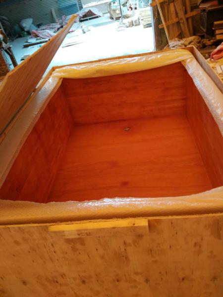 bathtub, bathroom tub,