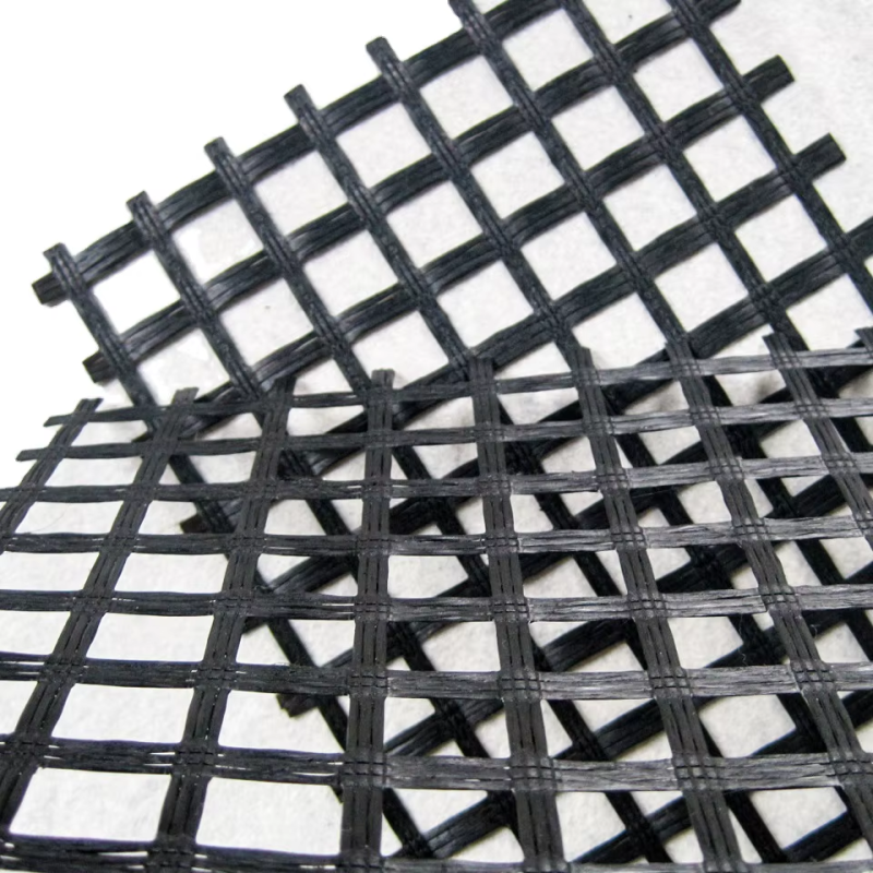 FG Biaxial Grid 100 Asphalt Pavement Knitted Glass Fiber Geogrid Reinforce Soft Soil  Road Construction