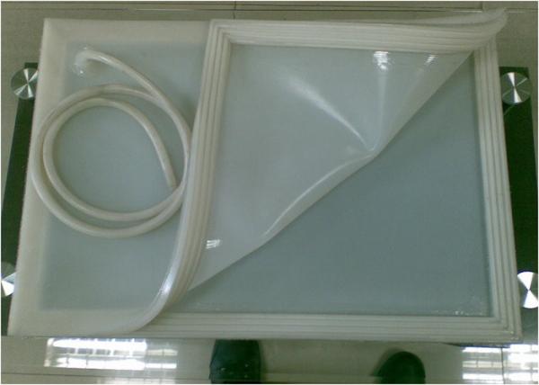 Membrana resistente do silicone do rasgo médio, folha do silicone para o laminador de vidro do vácuo