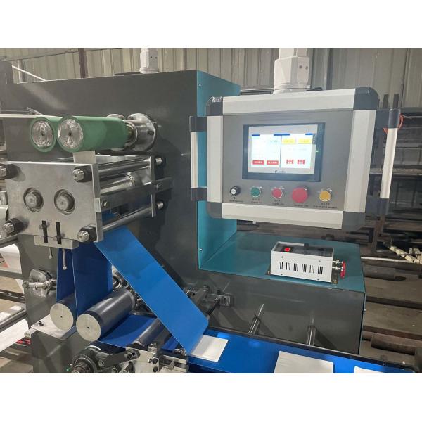 Sistema de humedecimiento de tipo de remojo Máquina de embalaje de toallas húmedas con voltaje nominal de 380V