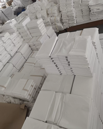 Nantong lujoso set de ropa de cama de edredón con costuras bordadas cubiertas para cama de tamaño king